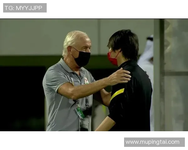 珍藏足球明星卡牌的乐趣与价值探索之旅 珍藏足球明星卡牌的乐趣与价值探索之旅